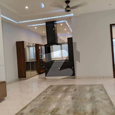 ڈی ایچ اے فیز 5 ڈیفنس (ڈی ایچ اے),لاہور میں 3 کمروں کا 1 کنال زیریں پورشن 2.2 لاکھ میں کرایہ پر دستیاب ہے۔