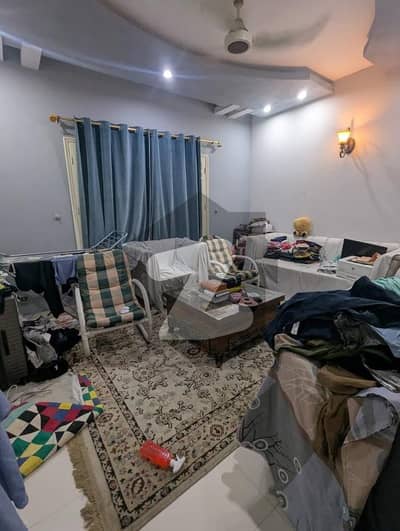 ڈی ایچ اے فیز 7 ایکسٹینشن ڈی ایچ اے ڈیفینس,کراچی میں 3 کمروں کا 4 مرلہ مکان 1.7 لاکھ میں کرایہ پر دستیاب ہے۔