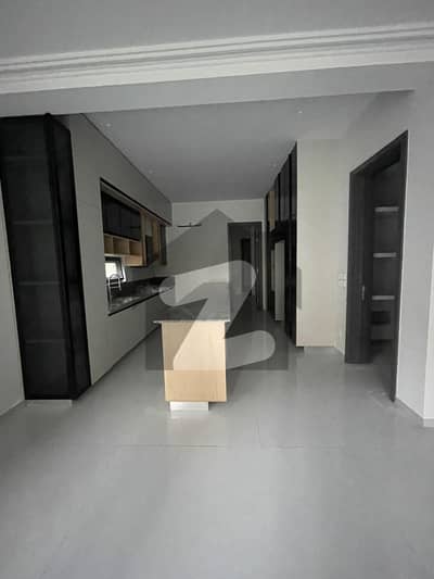 ایف ۔ 11 اسلام آباد میں 6 کمروں کا 2 کنال مکان 45.0 کروڑ میں برائے فروخت۔