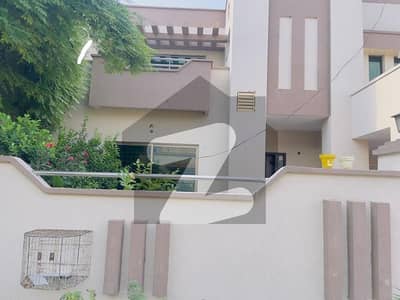 عسکری 11 ۔ سیکٹر بی عسکری 11,عسکری,لاہور میں 4 کمروں کا 12 مرلہ مکان 1.9 لاکھ میں کرایہ پر دستیاب ہے۔