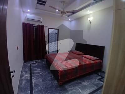 جوہر ٹاؤن فیز 2 جوہر ٹاؤن,لاہور میں 1 کمرے کا 5 مرلہ زیریں پورشن 60.0 ہزار میں کرایہ پر دستیاب ہے۔