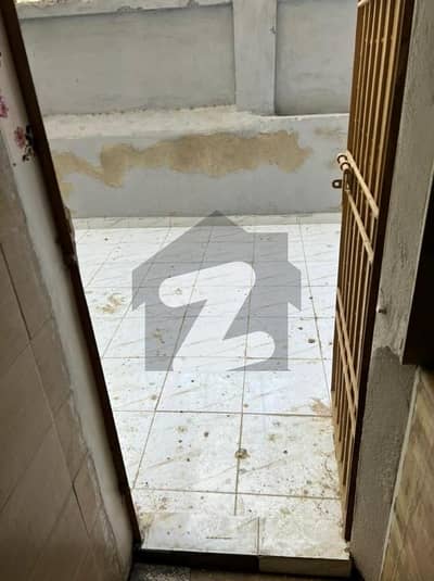 2 Bed Lounge Kitchen Parking Ground Flat