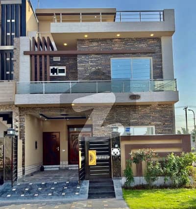 سینٹرل پارک ہاؤسنگ سکیم لاہور میں 3 کمروں کا 5 مرلہ مکان 1.7 کروڑ میں برائے فروخت۔