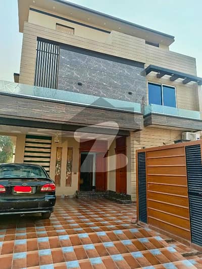 10 Marla Modern Luxury House For Sale In Central Park Lahore