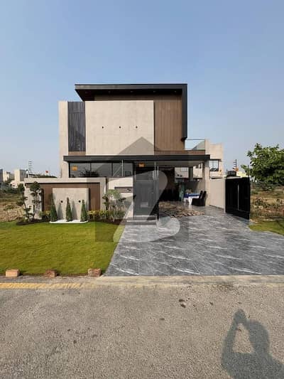 7 Marla Beautiful House For Sale in DHA Phase 6 Block D