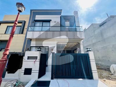 5 Marla Brand New Semi Furnished House Available For Sale In Lake City