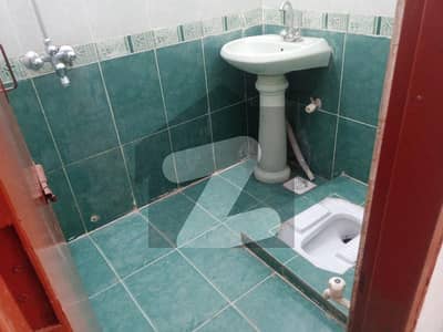 *G,6- FLAT FOR RENT 2 BED ATTACHED BATH TVL LONG SUITABLE FOR BICHLOR OFFICE & FAMILY RENT 1 LAC 2MONTH SECURITY 1 MONTH ADVANCE*