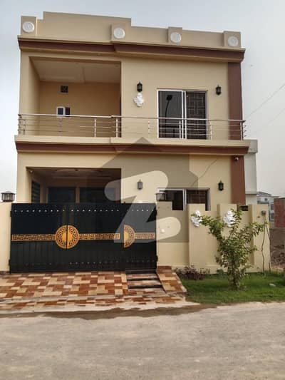 پارک ویو سٹی ۔ پلاٹینم بلاک پارک ویو سٹی,لاہور میں 4 کمروں کا 5 مرلہ مکان 1.8 کروڑ میں برائے فروخت۔