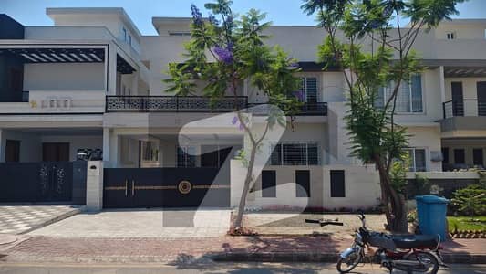 10 Marla House for Sale in Sector C-2, Bahria Enclave Islamabad 5 Bedrooms