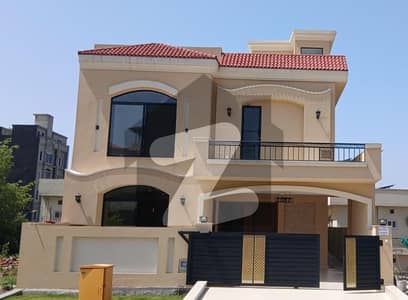10 Marla Boulevard House For Sale In Sector C1, Bahria Enclave Islamabad 5 Bedrooms
