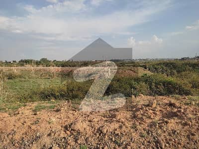 PLOT FOR SALE IN C 16 SIZE 50*90