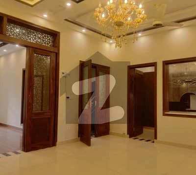 House For Rent Is Readily Available In Prime Location Of Bahria Town - Sector E