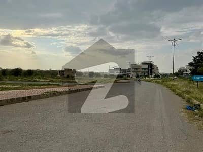 12 Marla ( 35* 80 ) Residential Pot For Sale in G-16/3 Islamabad