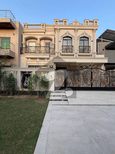 10 MARLA BEAUTIFUL HOUSE FOR SALE