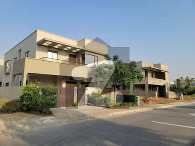 present 6 272 SQ yards villa  A+ Construction