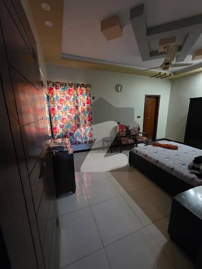 400 yards house for sale