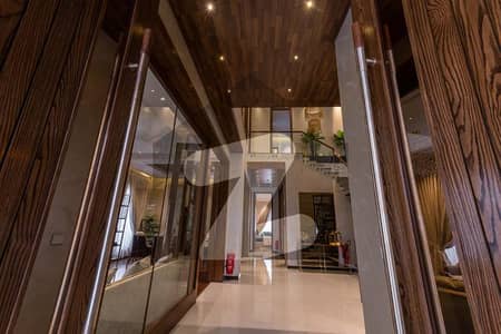 100% ORIGNAL KANAL EYE CATCHING SUPERB LUXURY BUNGALOW FOR SALE ON TOP LOCATION