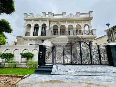 پنجاب سمال انڈسٹریز کالونی - بلاک اے پنجاب سمال انڈسٹریز کالونی,لاہور میں 6 کمروں کا 14 مرلہ مکان 4.9 کروڑ میں برائے فروخت۔