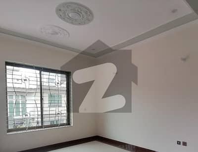 10 Marla House Available In Allama Iqbal Town For Sale