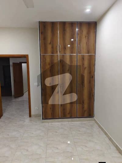 One Bedroom & Tv lounge kitchen Flat For Rent