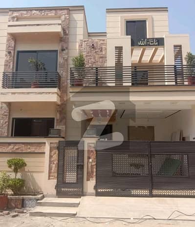 Double Storey 7 Marla House Available In Fatima Avenue For sale