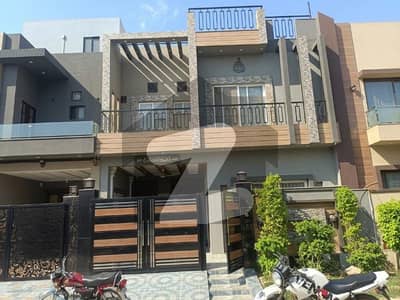 الکبیر ٹاؤن - فیز 2 الکبیر ٹاؤن,رائیونڈ روڈ,لاہور میں 4 کمروں کا 5 مرلہ مکان 95.0 ہزار میں کرایہ پر دستیاب ہے۔