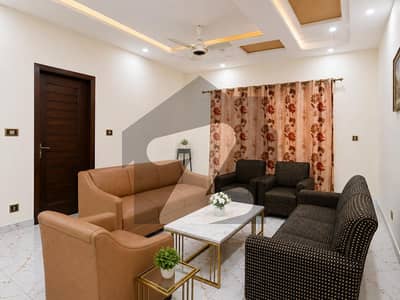 1 Kanal Triple Storey House