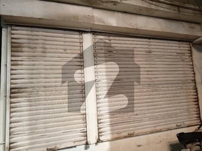 SHOP For Rent in Munawr Chowrangi