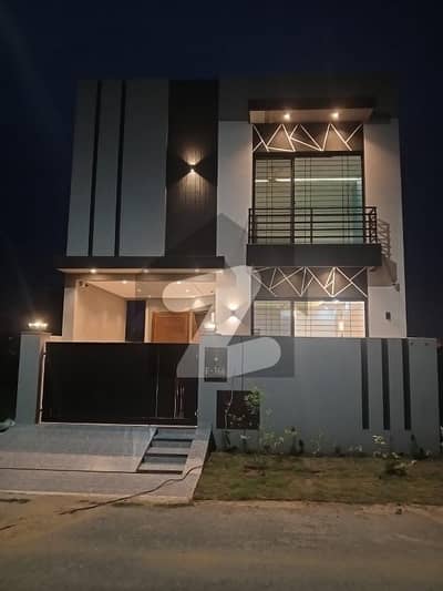 5-Marla Brand new Ultra Modern House for Rent ph-9 Town