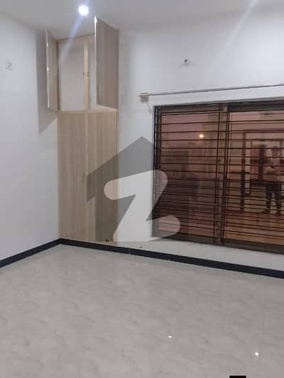 8 Marla house for rent