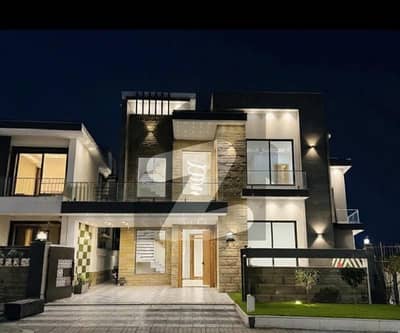 10 MARLA BRAND NEW HOUSE NEAR FUTURE WORLD SCHOOL FOR SALE