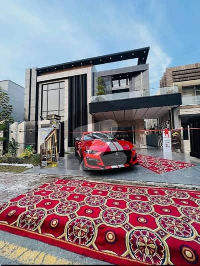 ڈی ایچ اے فیز 7 ڈیفنس (ڈی ایچ اے),لاہور میں 5 کمروں کا 1 کنال مکان 8.5 کروڑ میں برائے فروخت۔