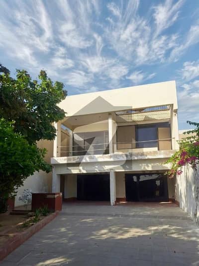 Villa For Sale (Renovation Required)