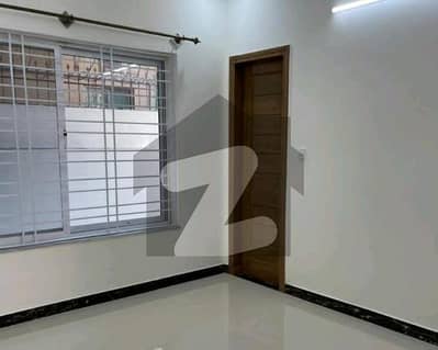 G-13 1000 Square Feet House Up For sale