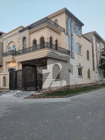 7 Marla 2 story Brand New corner house for sale in Punjab housing society Satyana Road Faisalabad