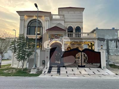 10 Marla (CORNER) Spanish Villa For Sale in Royal Orchard Multan.