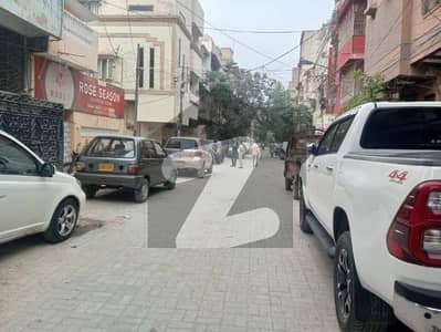 فیڈرل بی ایریا ۔ بلاک 14 فیڈرل بی ایریا,کراچی میں 3 کمروں کا 5 مرلہ بالائی پورشن 1.48 کروڑ میں برائے فروخت۔