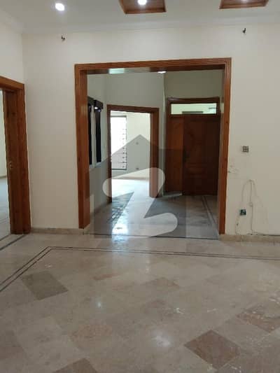 10 Marla Main Service Road Upper Portion For Rent In G-13 Islamabad