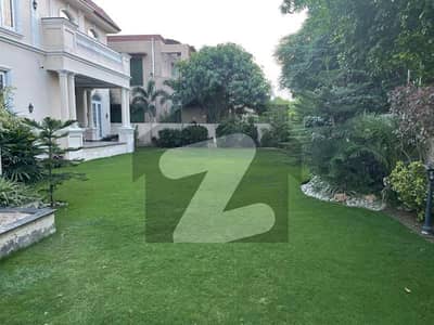 2 KANAL ELEGANT AND FULLY MAINTAINED SUPER HOT LOCATED BUNGALOW IS AVAILABLE IN THE BEST BLOCK OF DHA LAHORE.