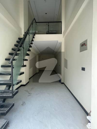 گلستانِِ جوہر ۔ بلاک 11 گلستانِ جوہر,کراچی میں 2 مرلہ Studio دکان 2.25 کروڑ میں برائے فروخت۔