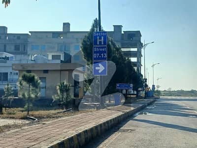 بحریہ انکلیو بحریہ ٹاؤن,اسلام آباد میں 5 مرلہ رہائشی پلاٹ 1.0 کروڑ میں برائے فروخت۔