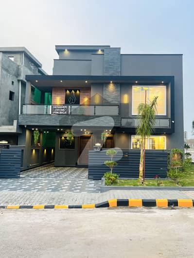 10 Marla House Marla Double Heighted House For Sale in Bahria Town Phase 8
