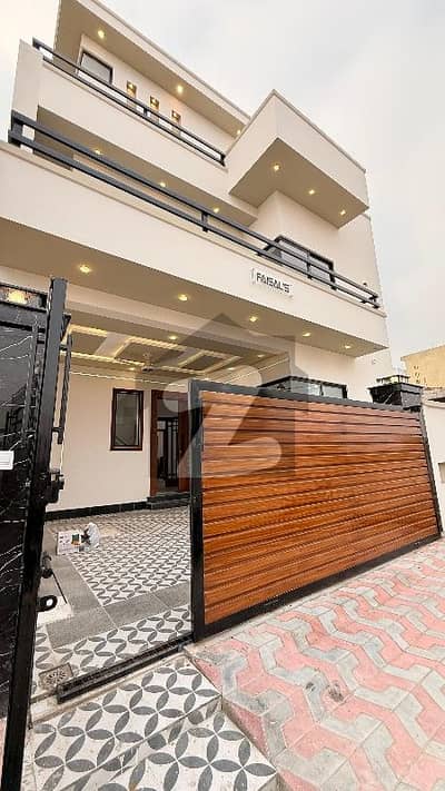 Modern Brand New House for Sale In The Heart Of Capital (Gulberg Greens Islamabad)  BlocK V  Near Parkface and Mosque  Size: (30x60) 7 Marla  Near To The Markets, Masjid  CDA Approved Housing Society (CDA Project)