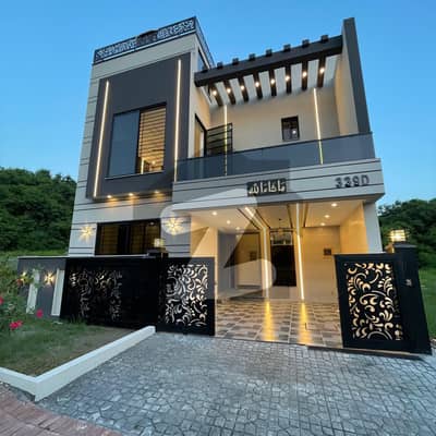 8 Marla Brand New Double Unit House For Sale