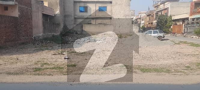 الرحمان فیز 2 - بلاک بی الرحمان گارڈن فیز 2,الرحمان گارڈن,لاہور میں 10 مرلہ رہائشی پلاٹ 2.2 کروڑ میں برائے فروخت۔