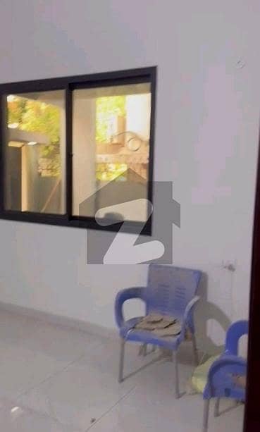 آدم جی نگر گلشنِ اقبال ٹاؤن,کراچی میں 4 کمروں کا 12 مرلہ بالائی پورشن 6.5 کروڑ میں برائے فروخت۔