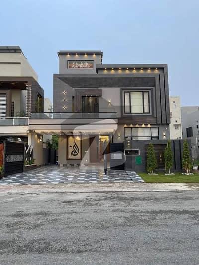 Affordable Prime Location House Of 250 Square Yards Is Available For Sale