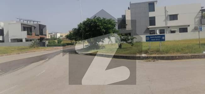 CORNER 30 MARLA PLOT IS AVAILABLE FOR SALE IN BAHRIA HAMLET