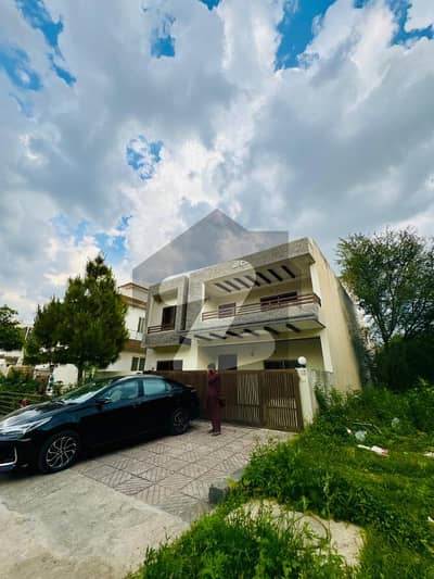 10 Marla Corner Full House for Rent in CDA Sector D-12/1, Islamabad