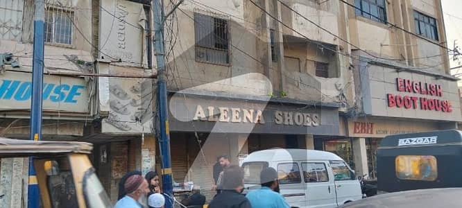 URGENT SHOWROOM AVAILABLE FOR SALE